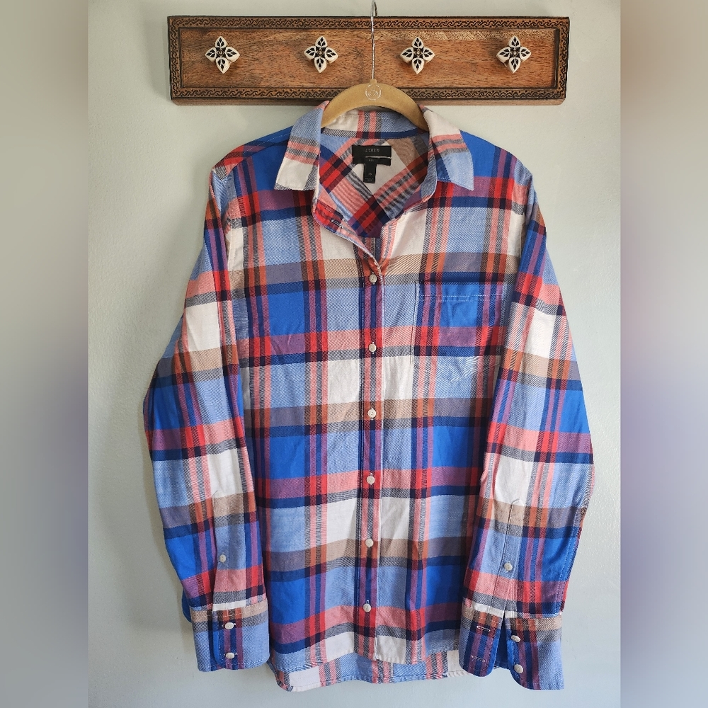 J Crew Womens Button-up Shirt in Boy Fit